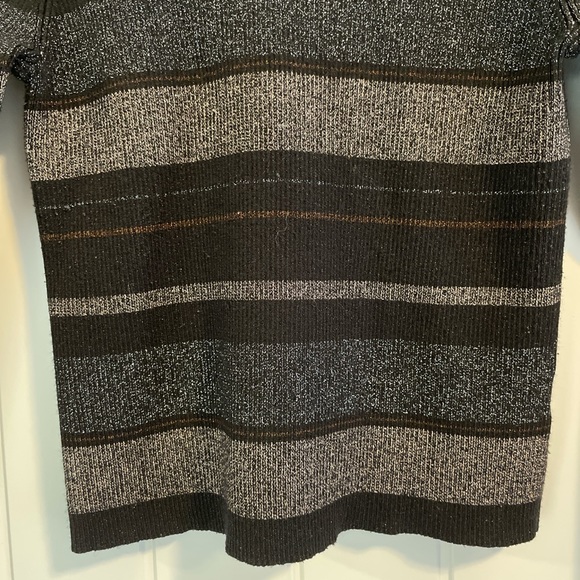 House of Harlow 1960 Fitted Striped Mock Neck Sweater - Picture 6 of 7